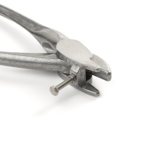 Tension pliers for welded fences