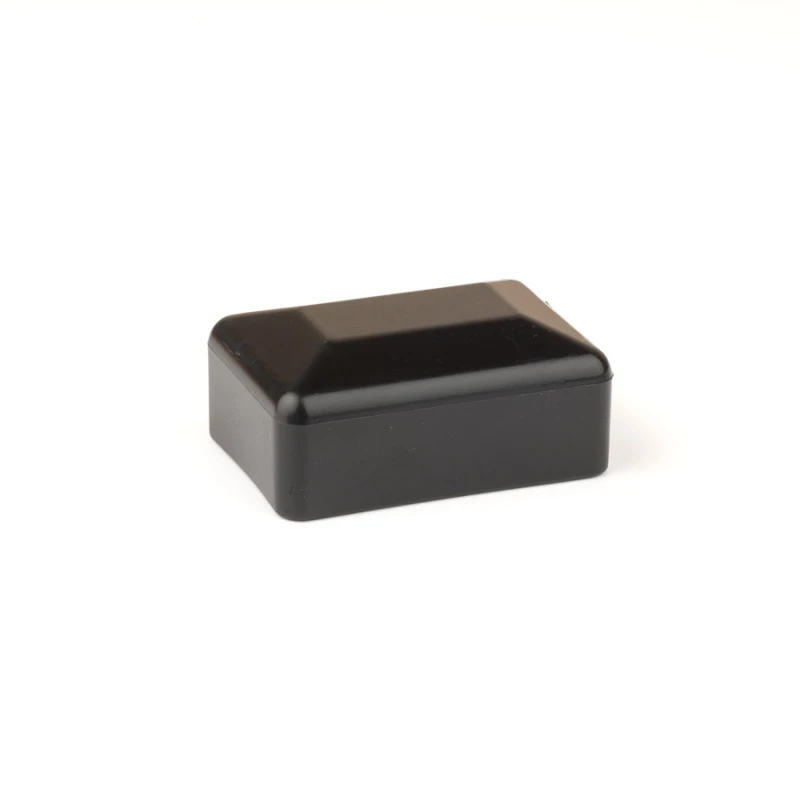 Čepička PVC 60x40mm / černá
