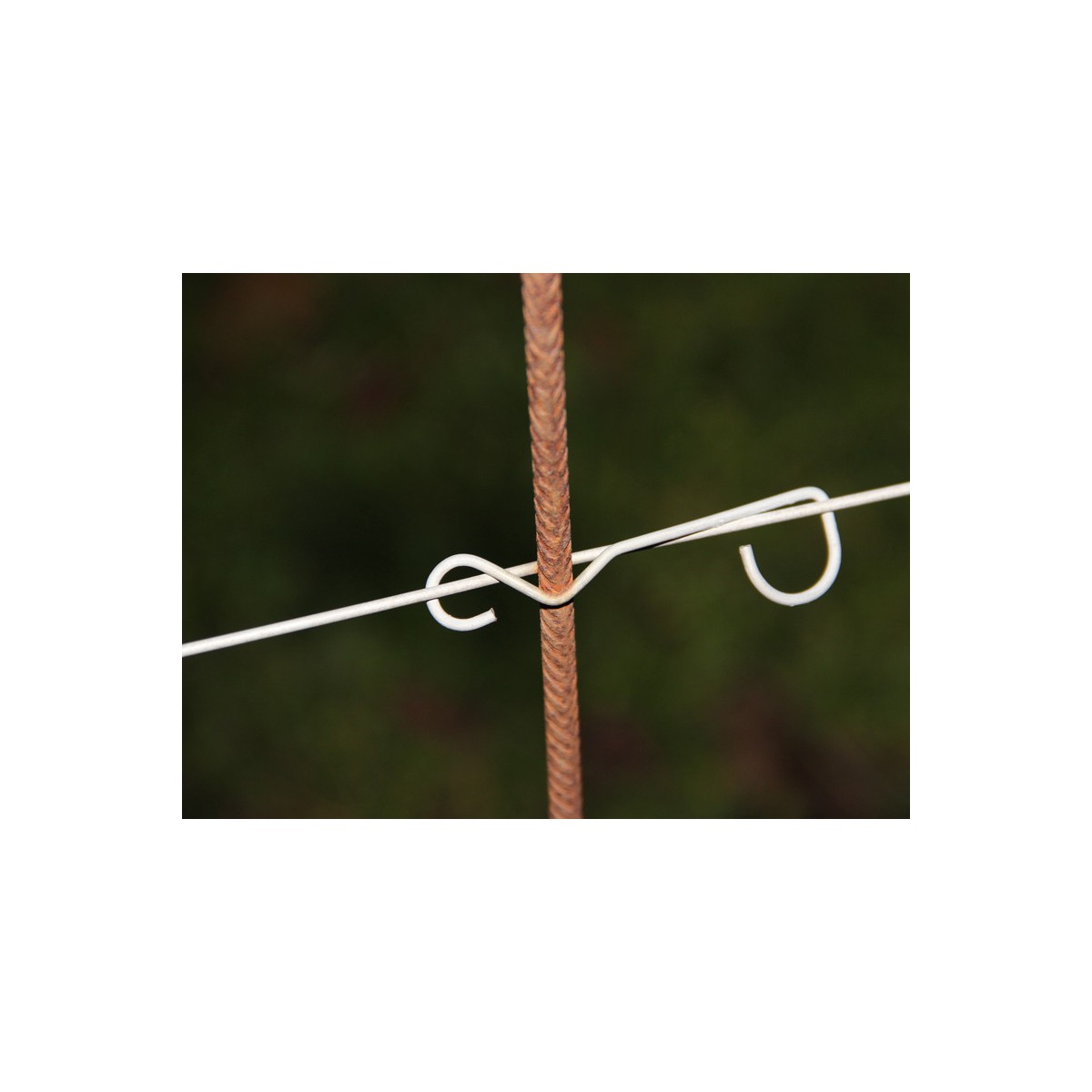 Fixing clip for young plant / price for 1000pcs