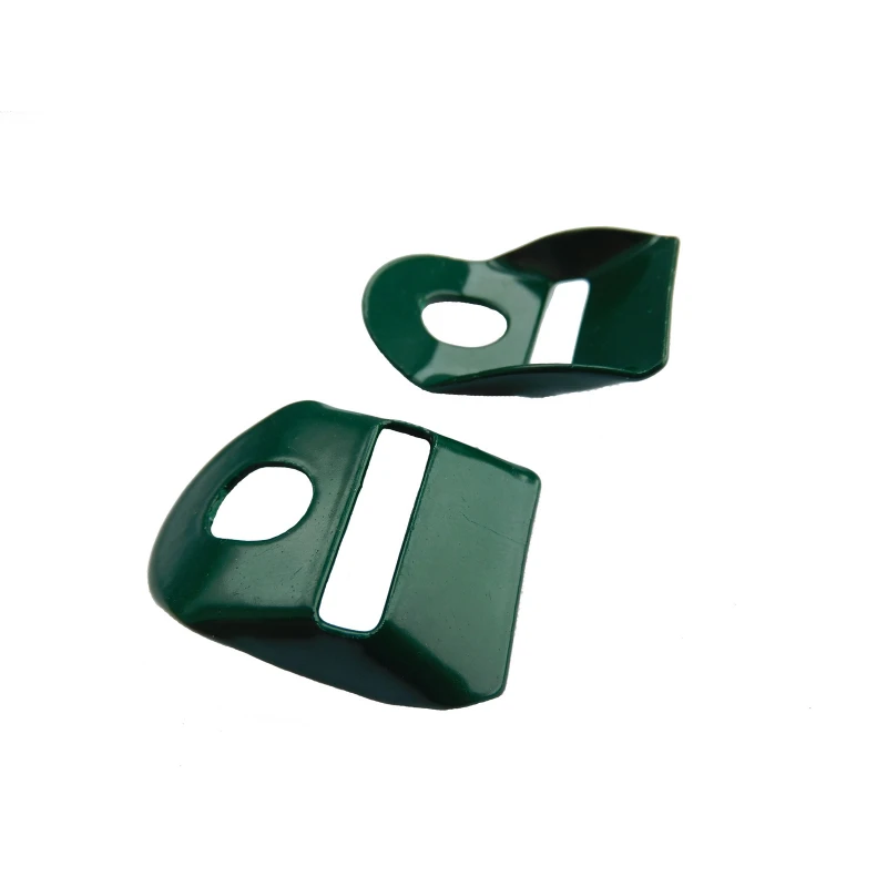 Očko na přichycení napínáku / ZN+PVC6005