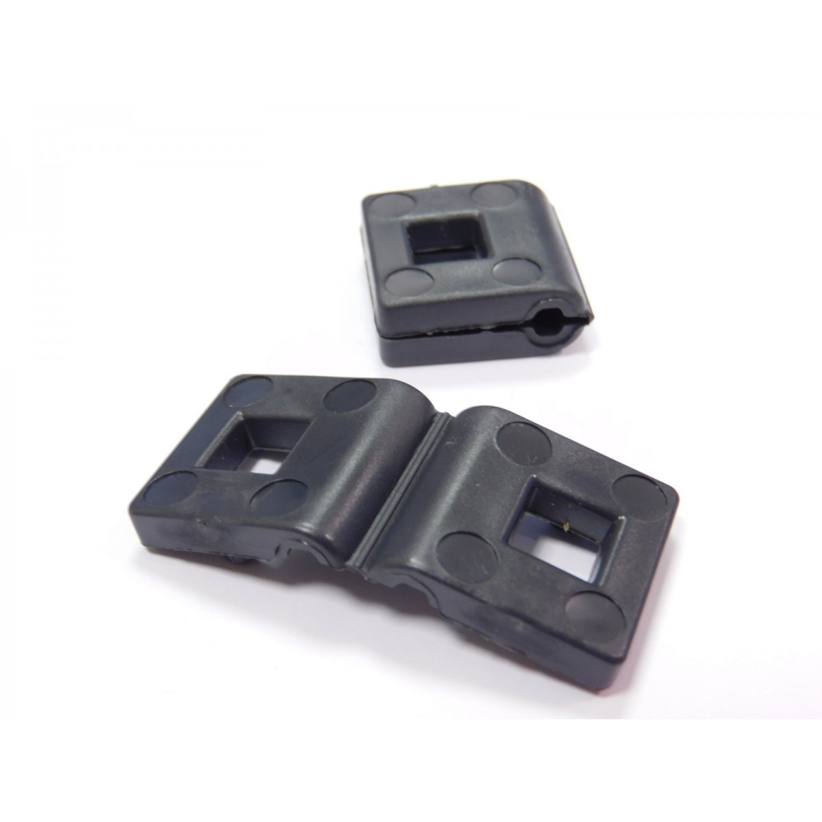 Vymezovač PVC na příchytku / 4mm / černý / (bal. 10ks)